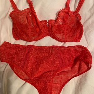 Simone Perele  Matching Bra and Panties